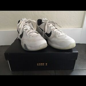 COPY - KOBE X White/Black size 10.